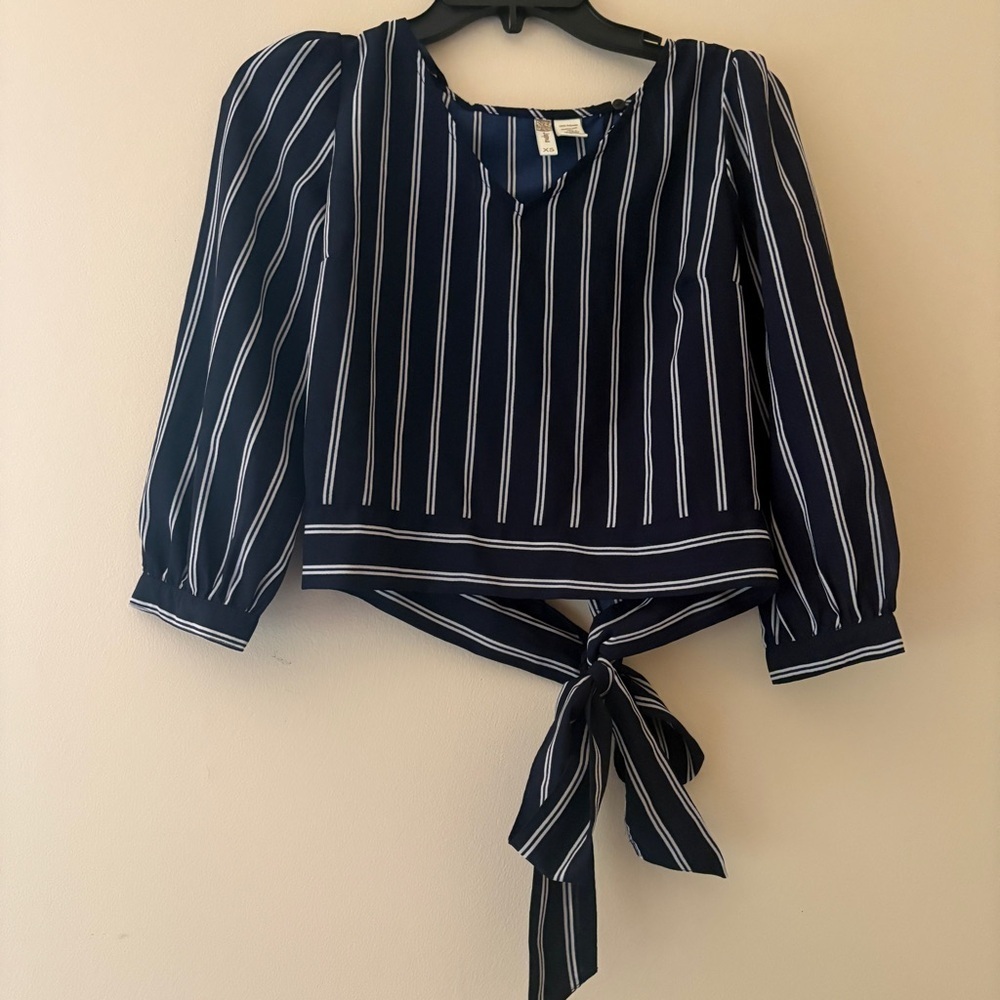 Japna Navy White Striped Back Tie Blouse XS Puff Sleeve V Neck
